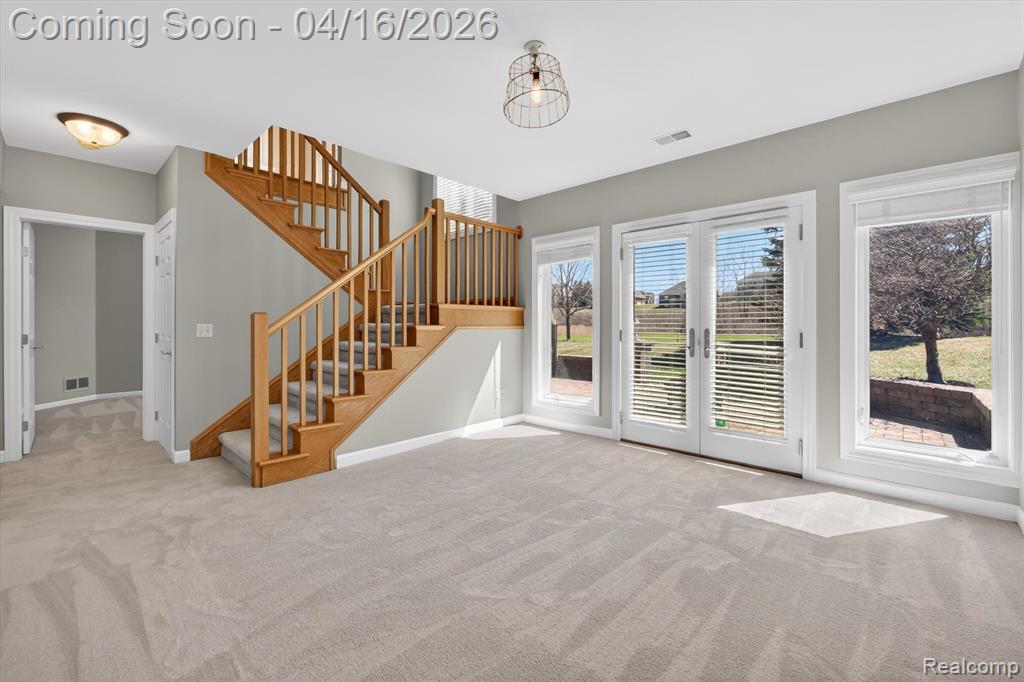 625 Southshore Drive, Oxford, MI 48371 — Photo 45