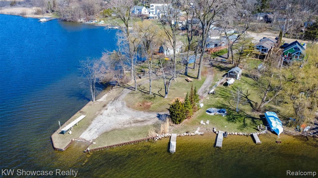 580 Elkinford Drive, White Lake, MI 48383 — Photo 74