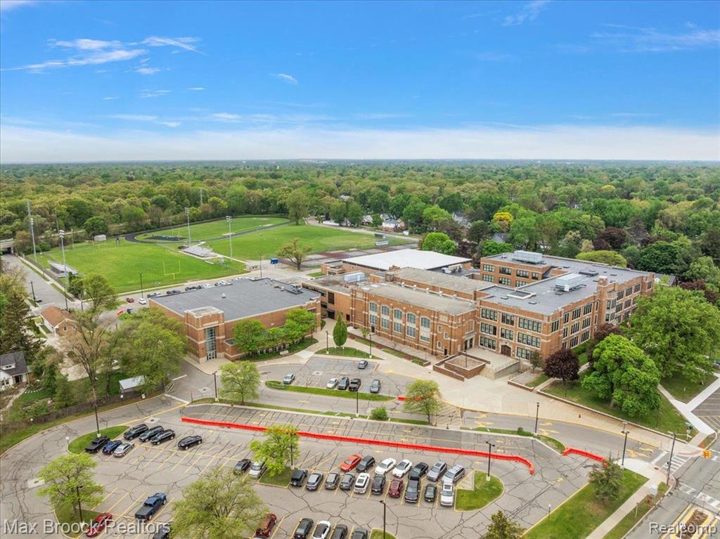 503 N WASHINGTON Avenue, Royal Oak, MI 48067 — Photo 43