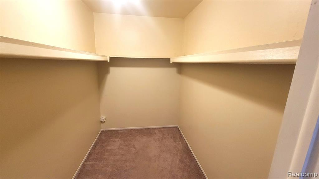 7369 MANOR Circle, 101, Westland, MI — Photo 10