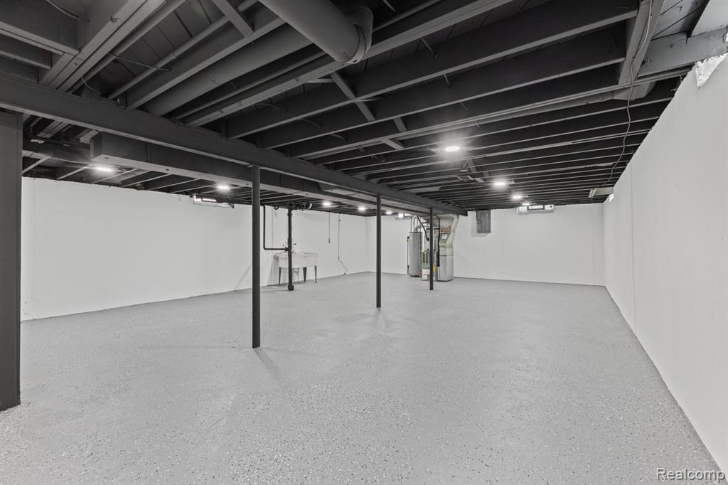 7519 Superior, Center Line, MI 48015 — Photo 21