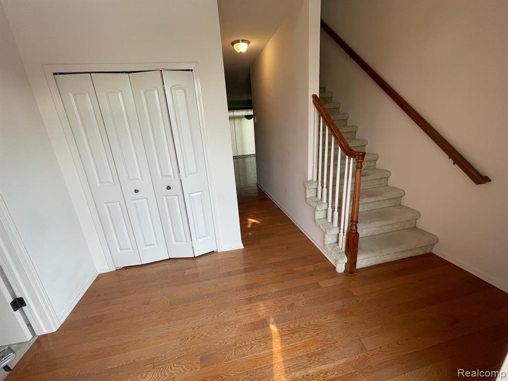 41693 CRANE Way, Novi, MI — Photo 5