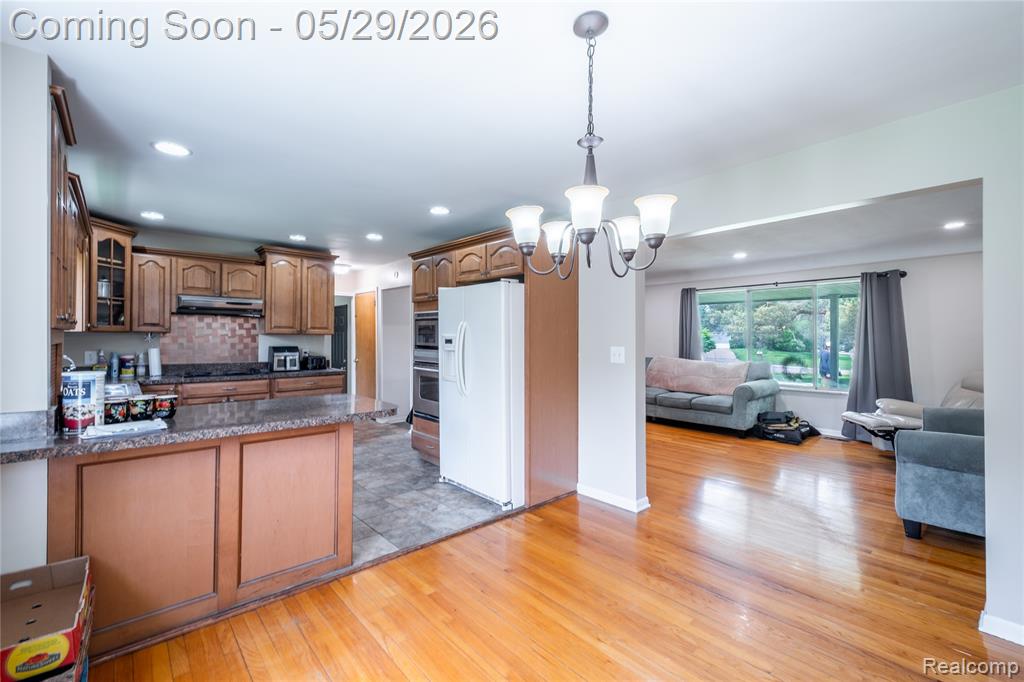 5444 Mary Ann Court, Grand Blanc, MI 48439 — Photo 11