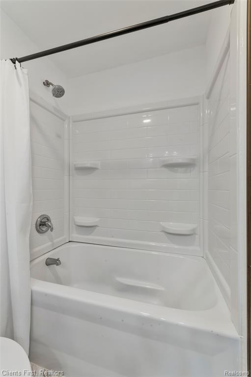270 N Hurd Road, Ortonville, MI 48462 — Photo 18