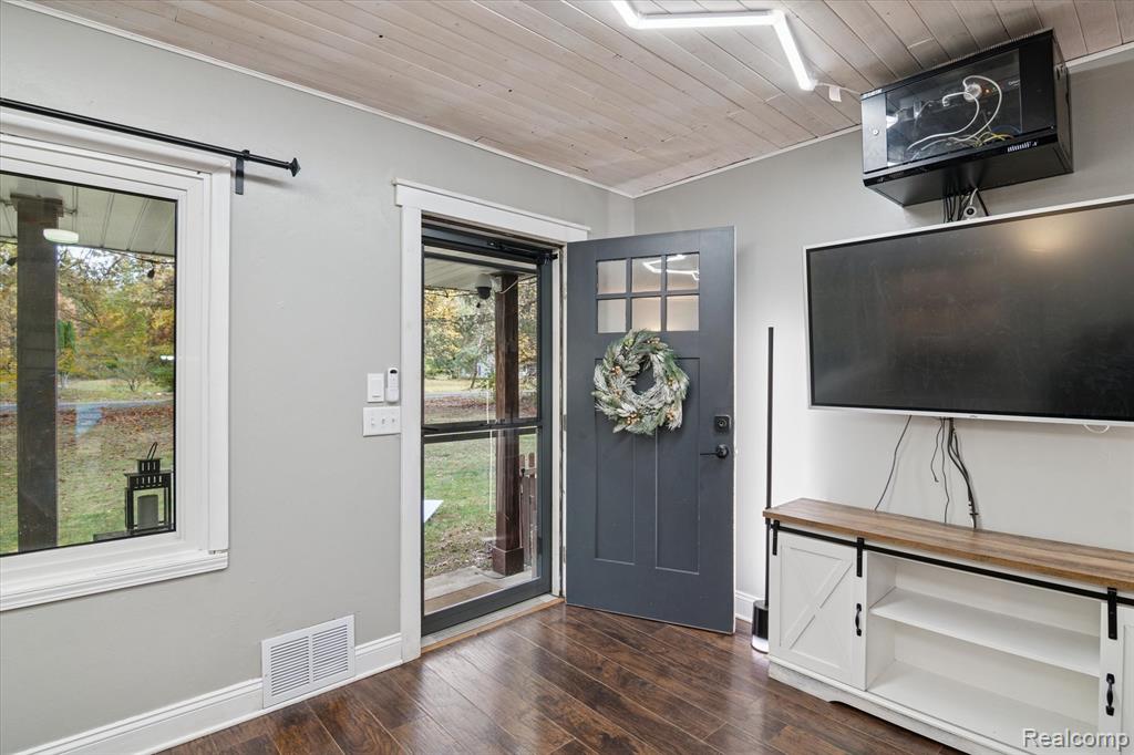 524 S Jackson Street, Hanover, MI 49241 — Photo 5