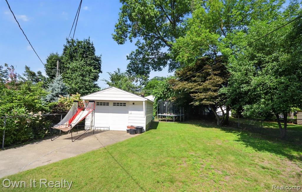 631 Nightingale Street, Dearborn, MI 48128 — Photo 14