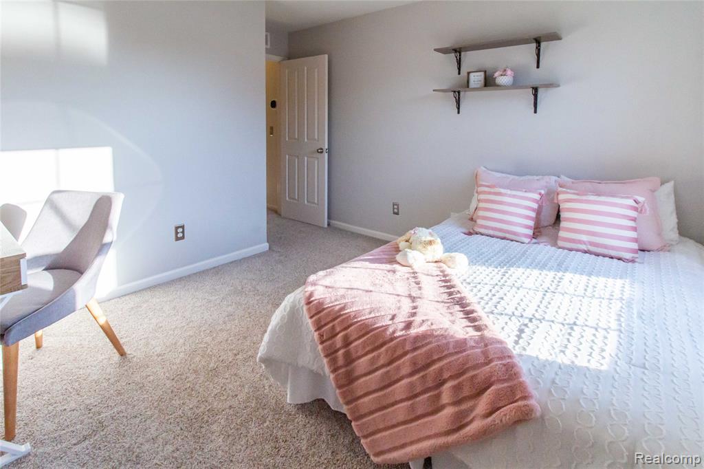 3913 Radcliff Drive, Canton, MI 48188 — Photo 28