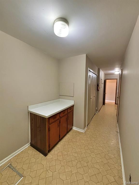 401 Doremus S Doremus Lane W, 10, Saint Clair Shores, MI 48080 — Photo 30