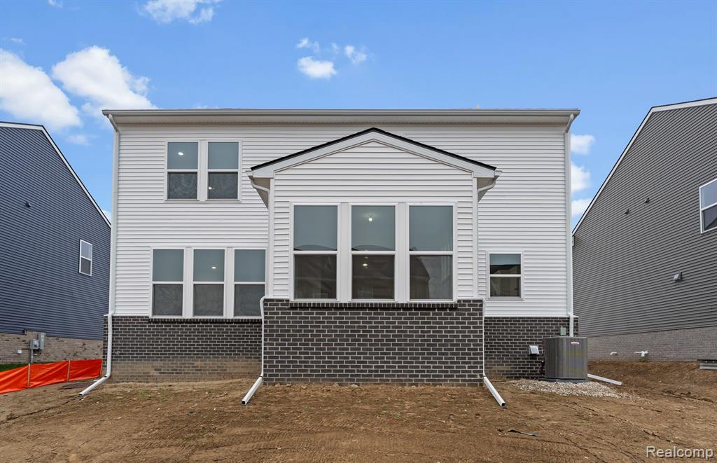 848 KUSS Drive, Saline, MI 48176 — Photo 18