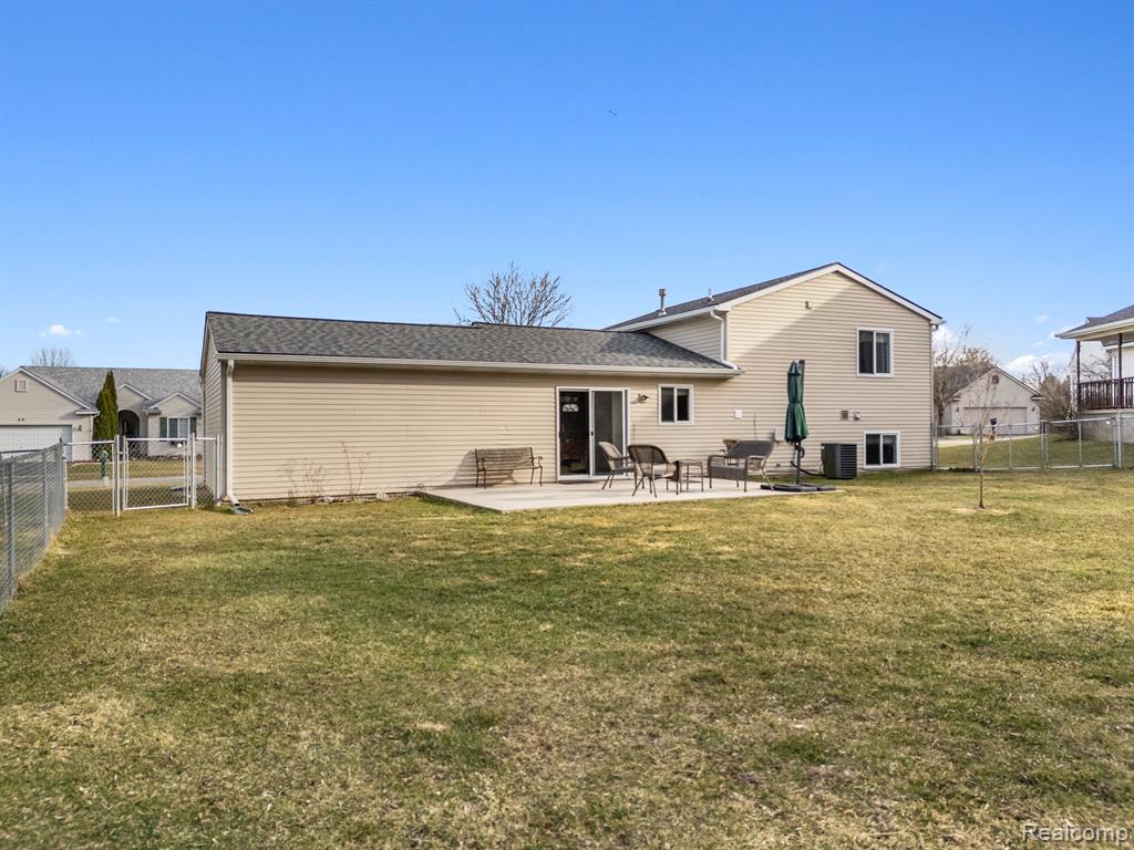 77 Coyote Court, Pinckney, MI 48169 — Photo 26