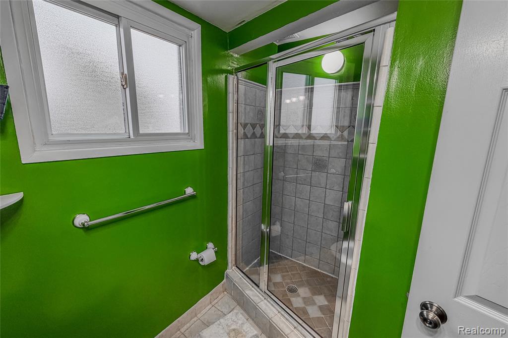 17858 Summer Lane S, Fraser, MI 48026 — Photo 12