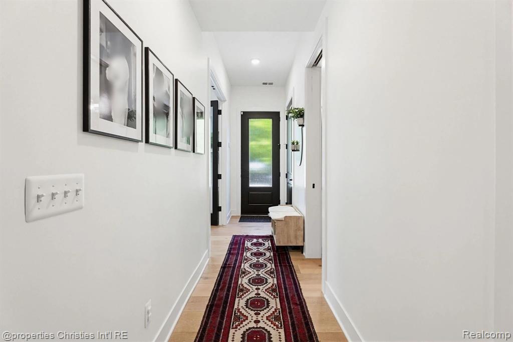 710 Parent E, Royal Oak, MI 48067 — Photo 6