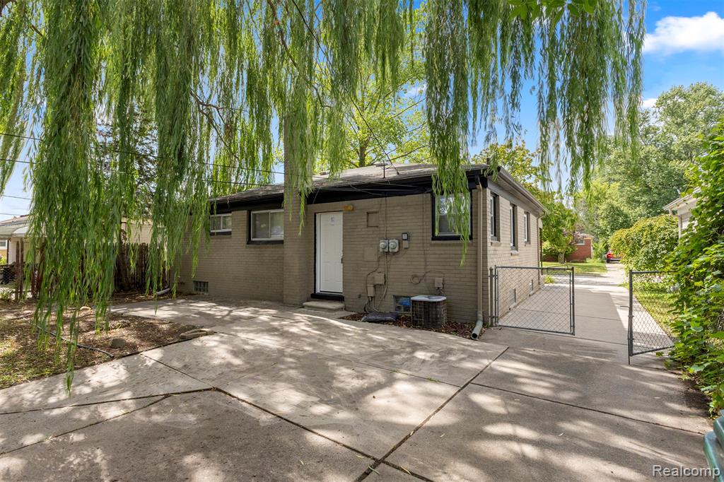 524 E Rose Avenue, Garden City, MI — Photo 29