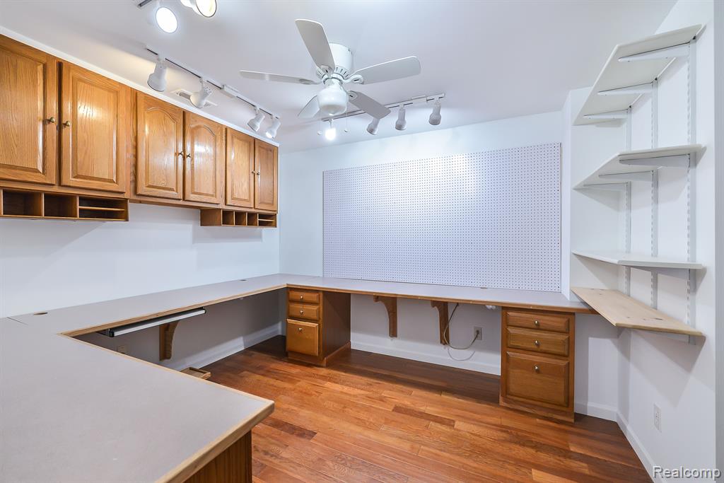 336 BEACHWAY Street, Whitmore Lake, MI 48189 — Photo 22