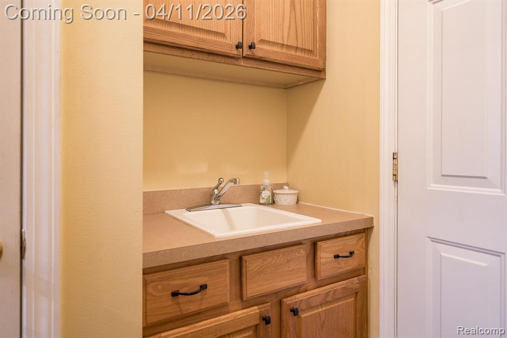 282 Stratford Lane, Lake Orion, MI — Photo 27