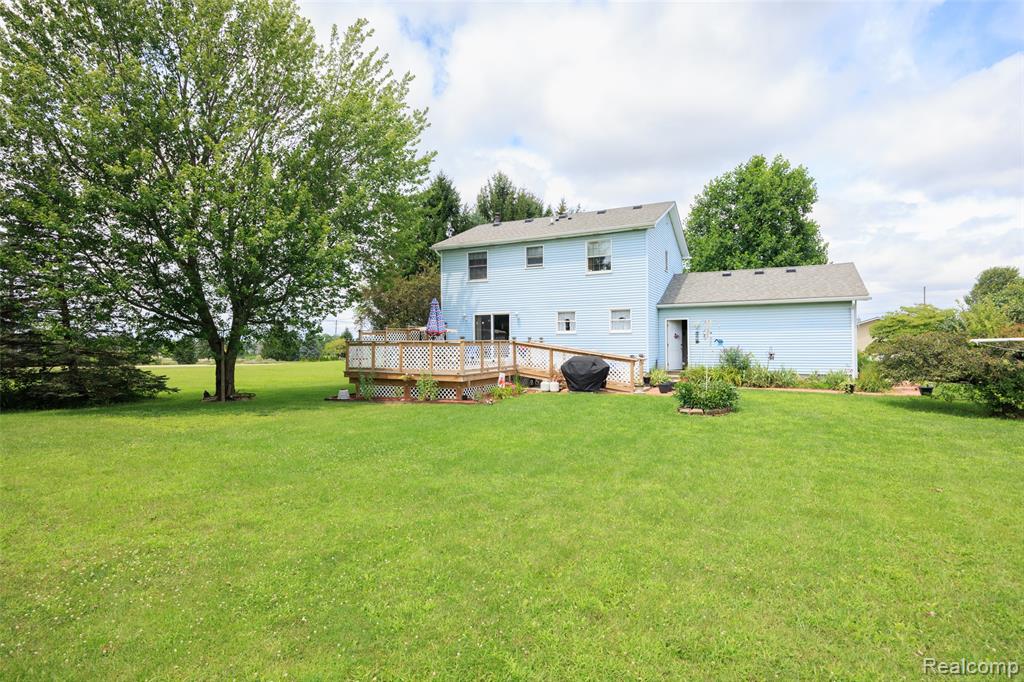 52909 10 Mile Road, South Lyon, MI 48178 — Photo 51