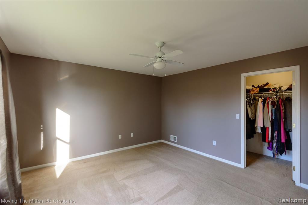 42990 N CUMBERLAND Drive, Van Buren, MI 48111 — Photo 19