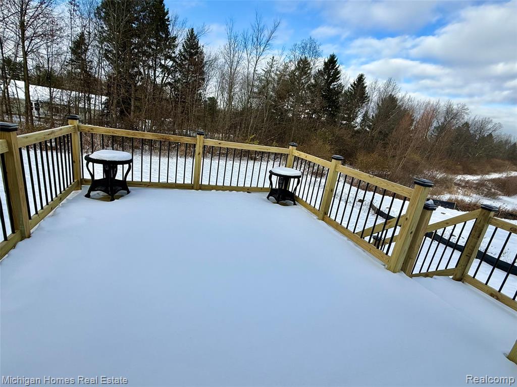 8096 Peninsula Circle, Grand Blanc, MI — Photo 37