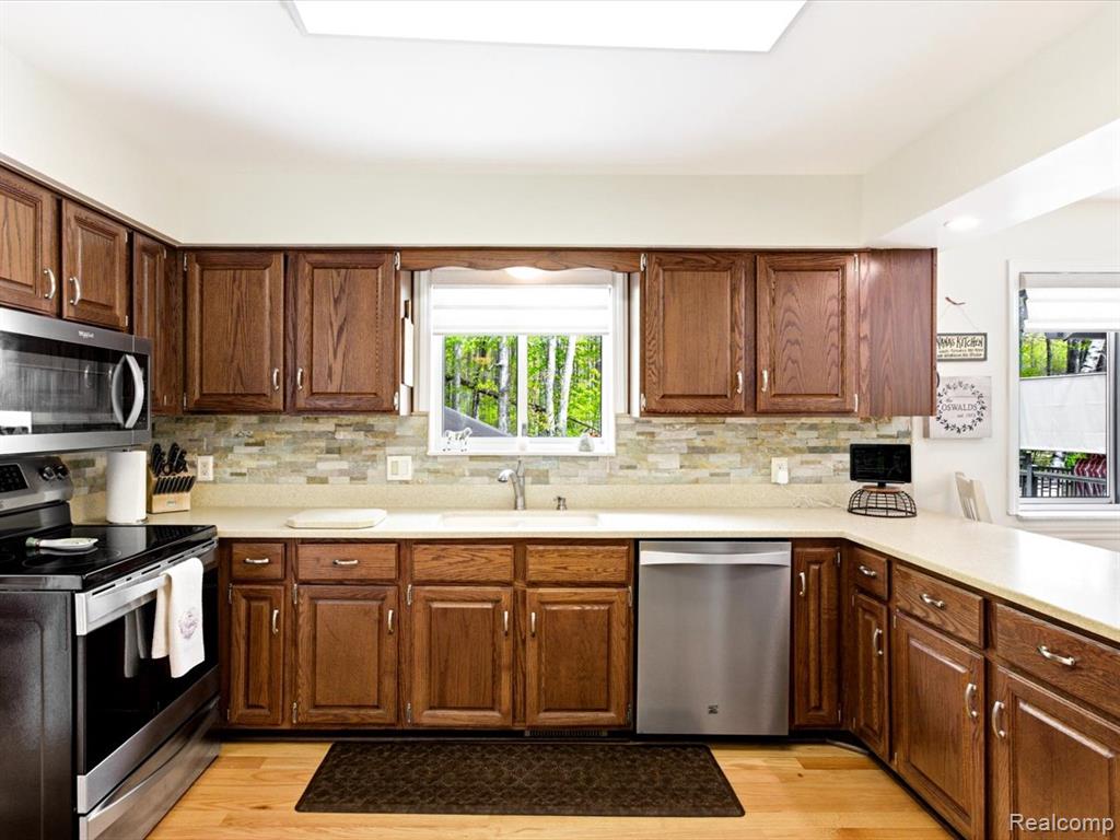 4174 Old Forge Drive, Fort Gratiot, MI 48059 — Photo 11