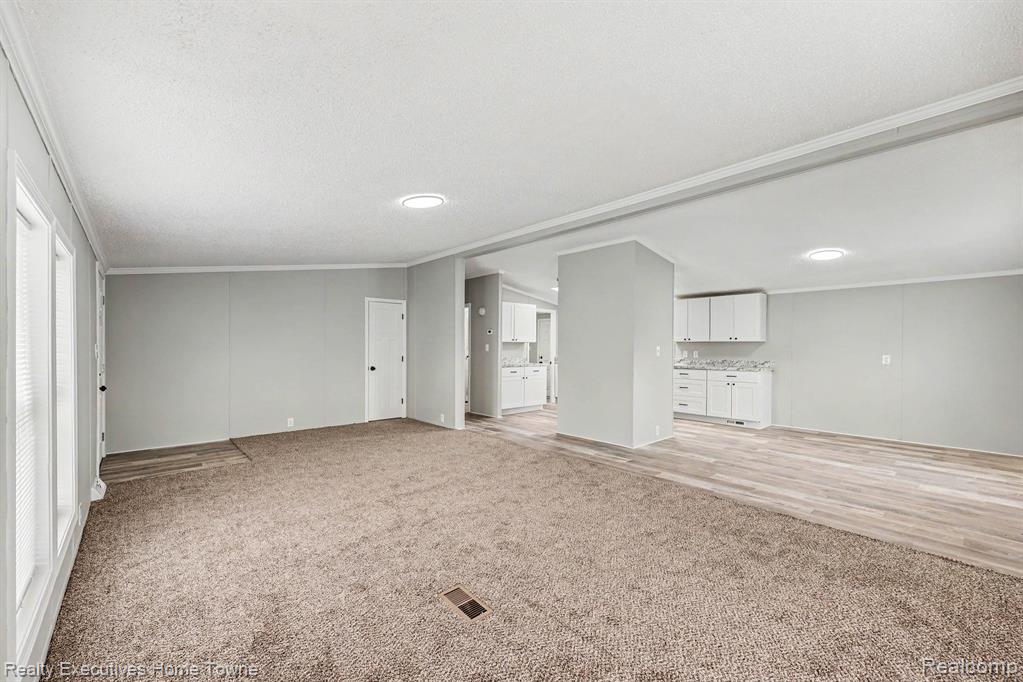 59587 Susan Ln N., Lenox, MI 48048 — Photo 6