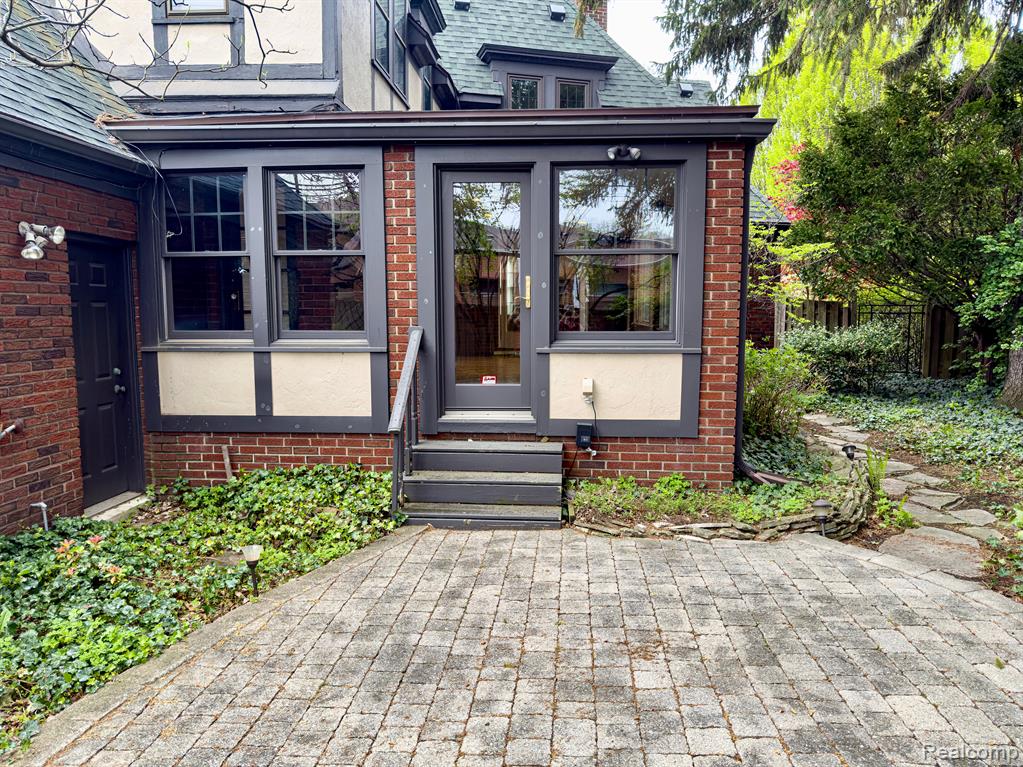 434 HENDRIE Boulevard, Royal Oak, MI 48067 — Photo 41