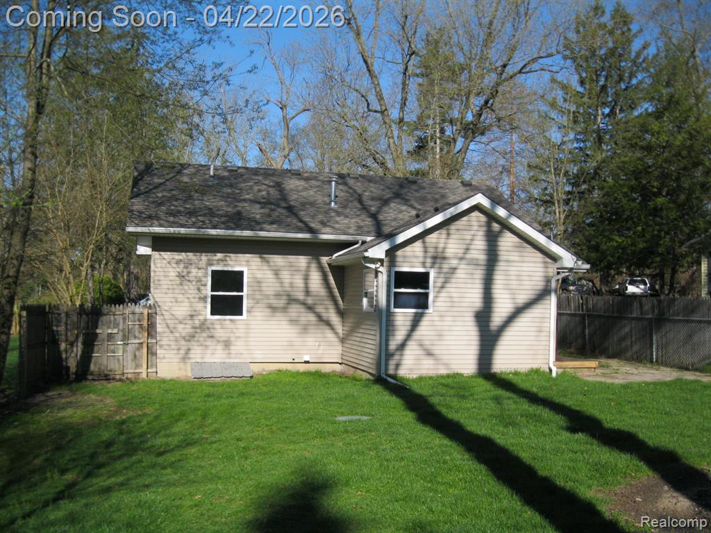 4916 Hillock, Highland, MI 48356 — Photo 5
