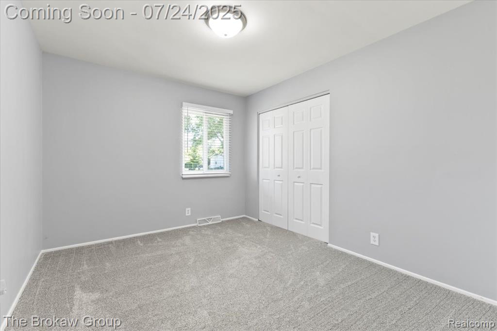4436 Rosethorn Circle, Burton, MI 48509 — Photo 31