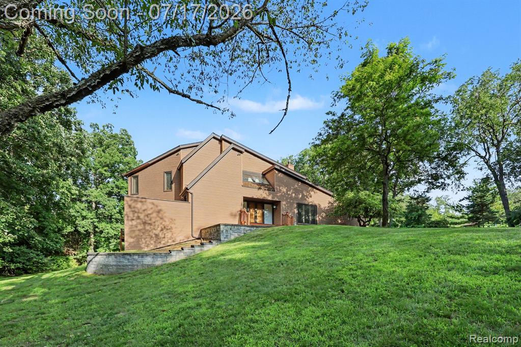 5685 Paint Valley Drive, Rochester, MI 48306 — Photo 2