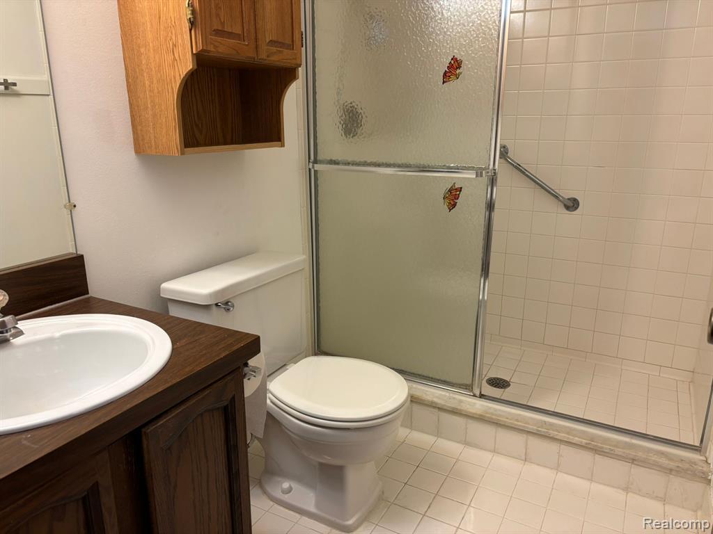 26411 SUMMERDALE Drive, Southfield, MI 48033 — Photo 15