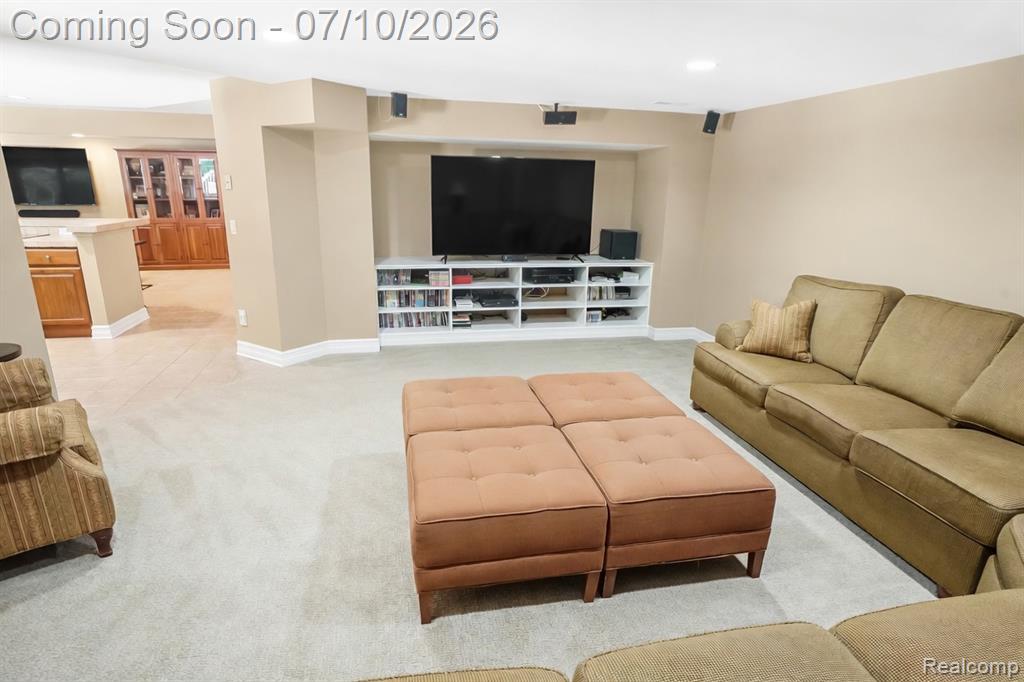 12172 Woodline Drive, Fenton, MI 48430 — Photo 37