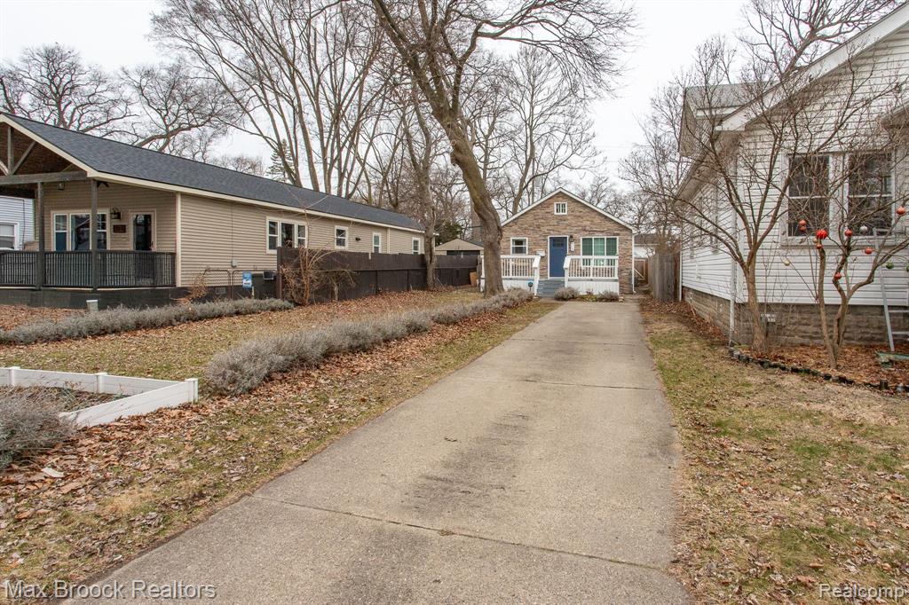 918 ALBERTA Street, Ferndale, MI 48220 — Photo 41