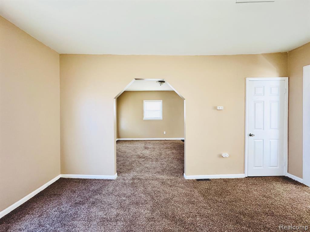 92 OAKHILL Street, Pontiac, MI 48342 — Photo 15