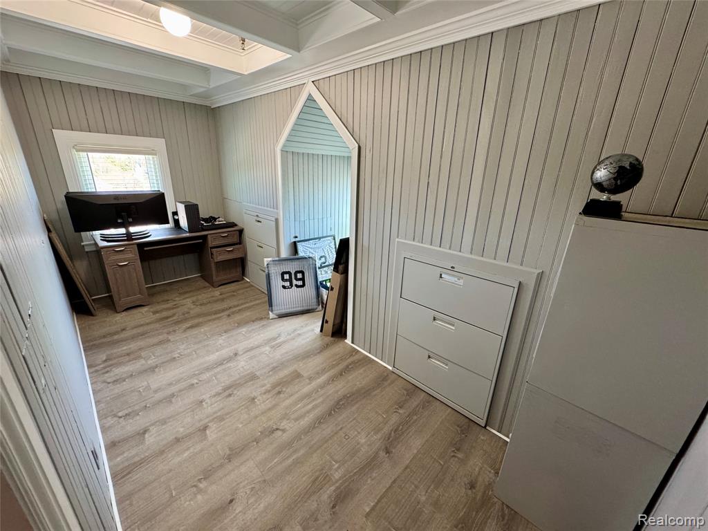 2156 W JEFFERSON Avenue, Trenton, MI, 48183