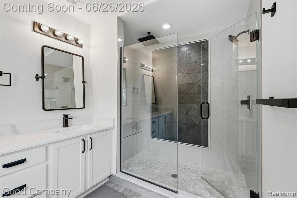 8431 Kenberton Drive, Oak Park, MI 48237 — Photo 31
