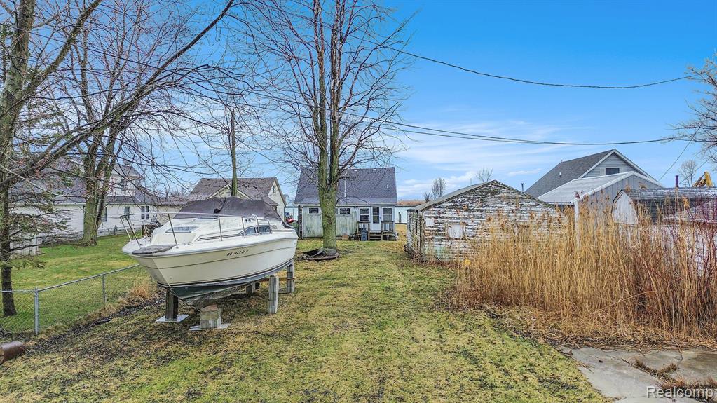 9145 ANCHOR BAY Drive, Clay, MI 48001 — Photo 21