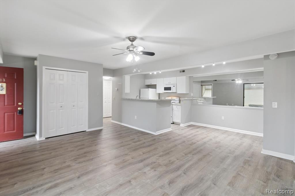 413 Water Tower Circle, Brighton, MI 48116 — Photo 3