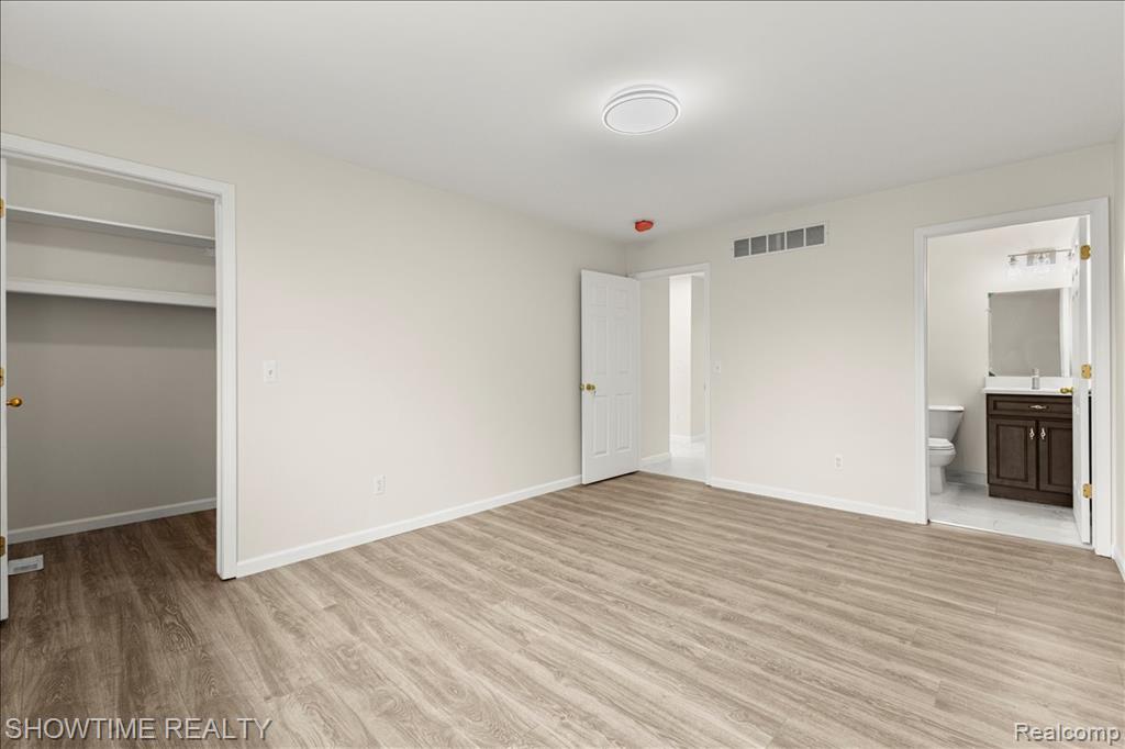 46132 Royal Drive, Chesterfield, MI — Photo 16