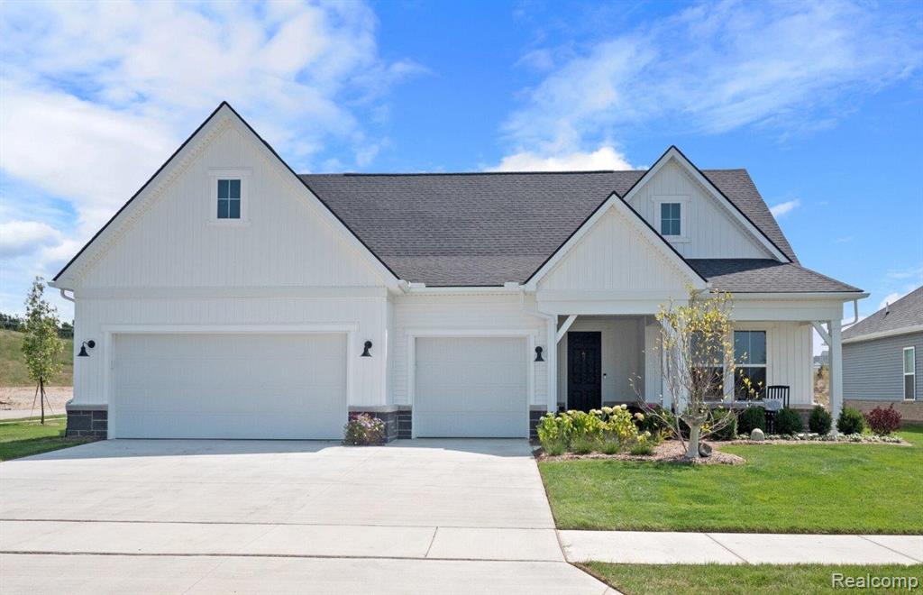 3949 Bay Terrace, Milford, MI 48381