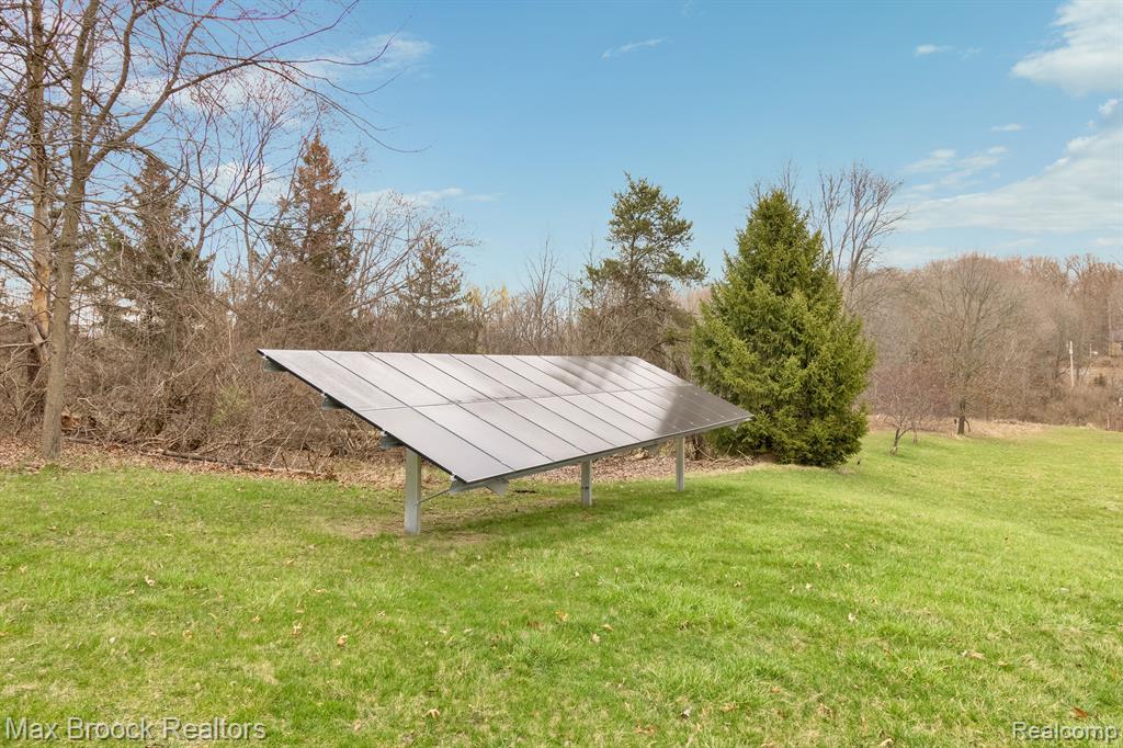 6426 OAK GROVE Road, Howell, MI 48855 — Photo 35