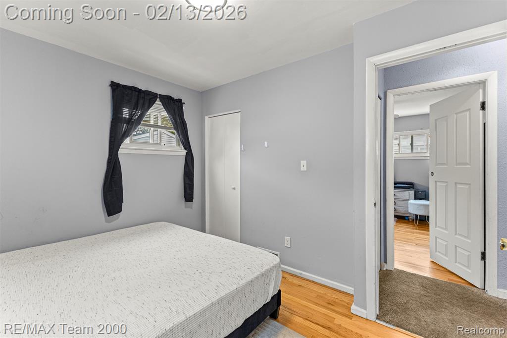 4940 Mayfair Street, Dearborn Heights, MI 48125 — Photo 21