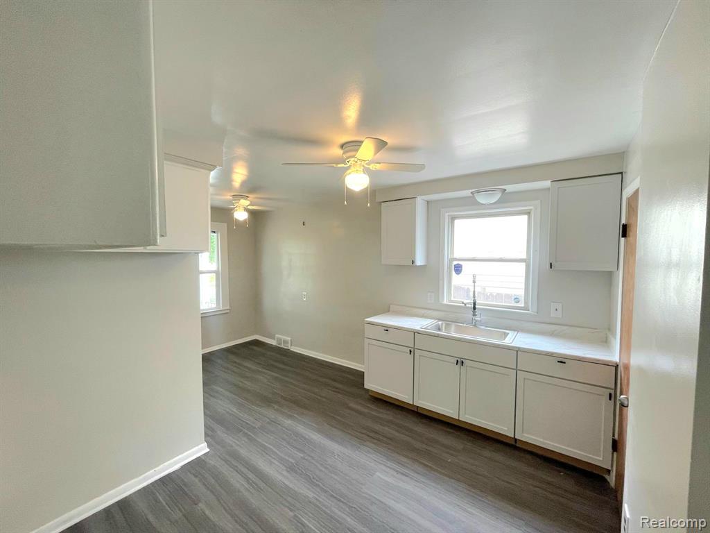 7843 Rutherford Street, Detroit, MI 48228 — Photo 13