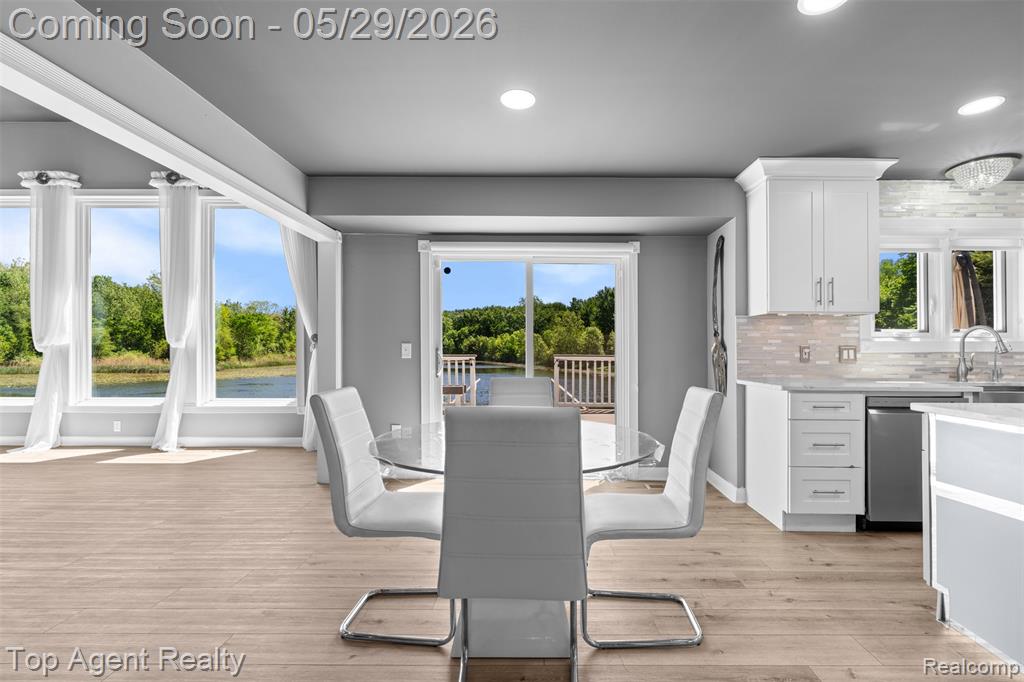 43912 Trillium Drive, Sterling Heights, MI 48314 — Photo 9