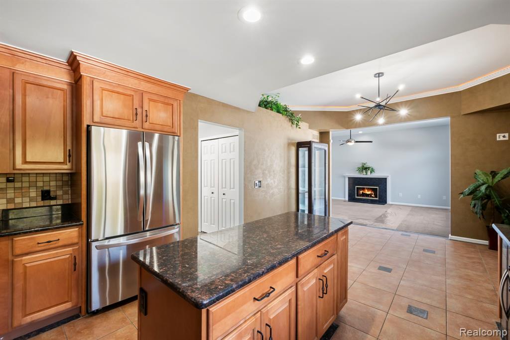 7956 Billingham Road, West Bloomfield, MI 48324 — Photo 19