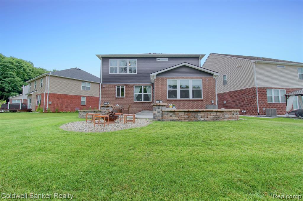 44298 BILLINGS Drive, Novi, MI 48377 — Photo 39