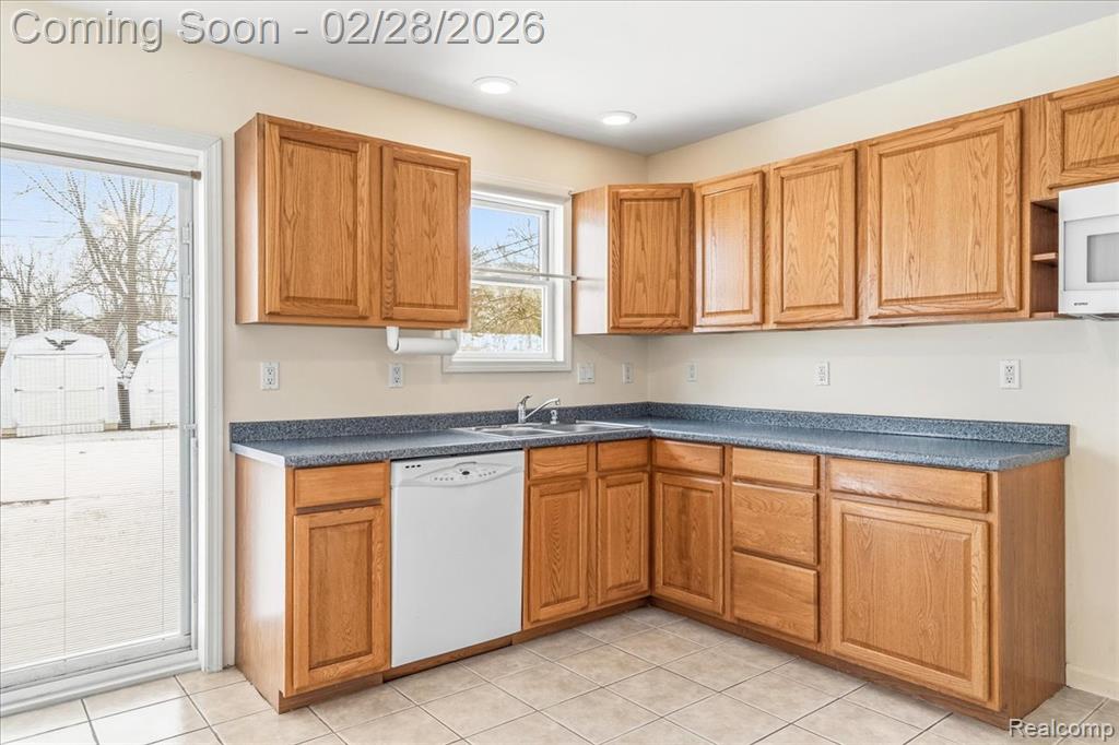 795 N Parent Street, Westland, MI — Photo 14