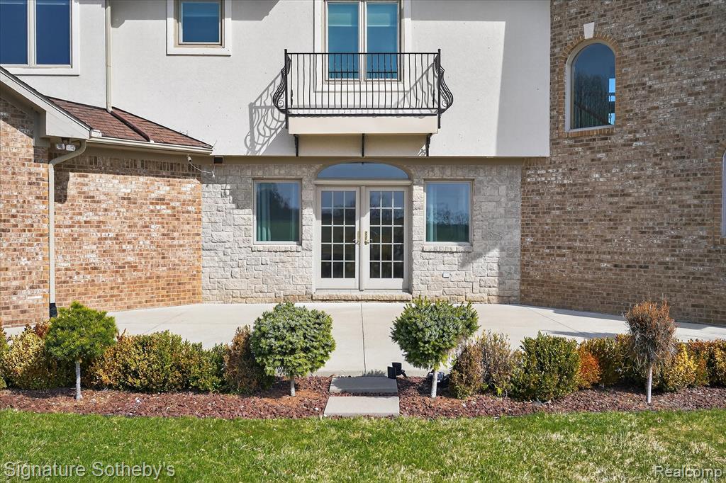 7455 Groveland Road, Holly, MI 48442 — Photo 2