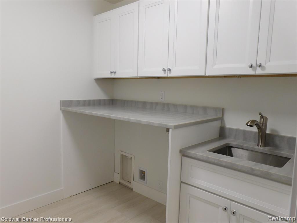 4247 Hampton Boulevard, Royal Oak, MI 48073 — Photo 41