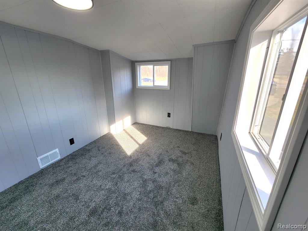 5082 CENTER Road, Grand Blanc, MI 48439 — Photo 28