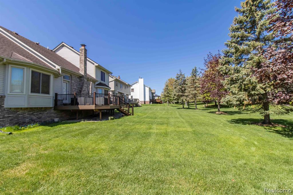 42852 SANDSTONE Drive, Novi, MI 48377 — Photo 34