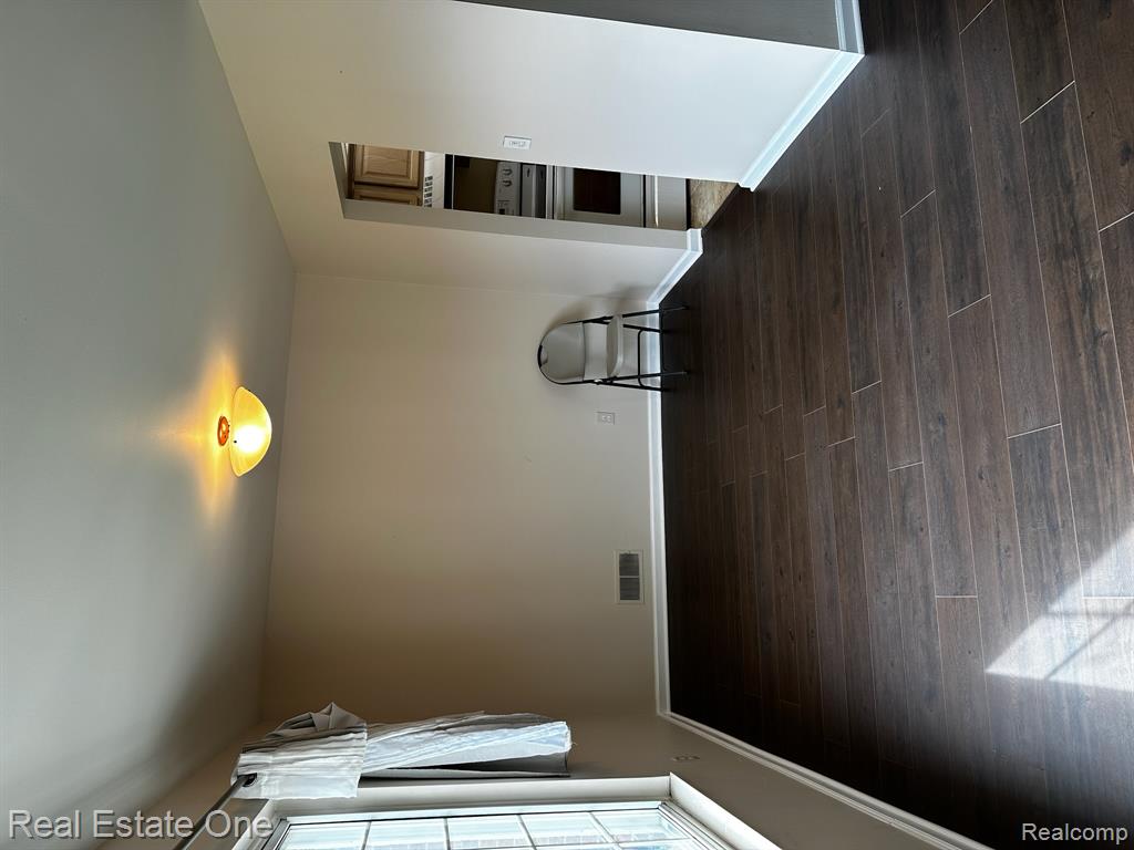 780 E Fox Hills Drive, Bloomfield Hills, MI 48304 — Photo 13